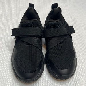 Black Filas. Toddler Size 9. Unisex Shoe Type